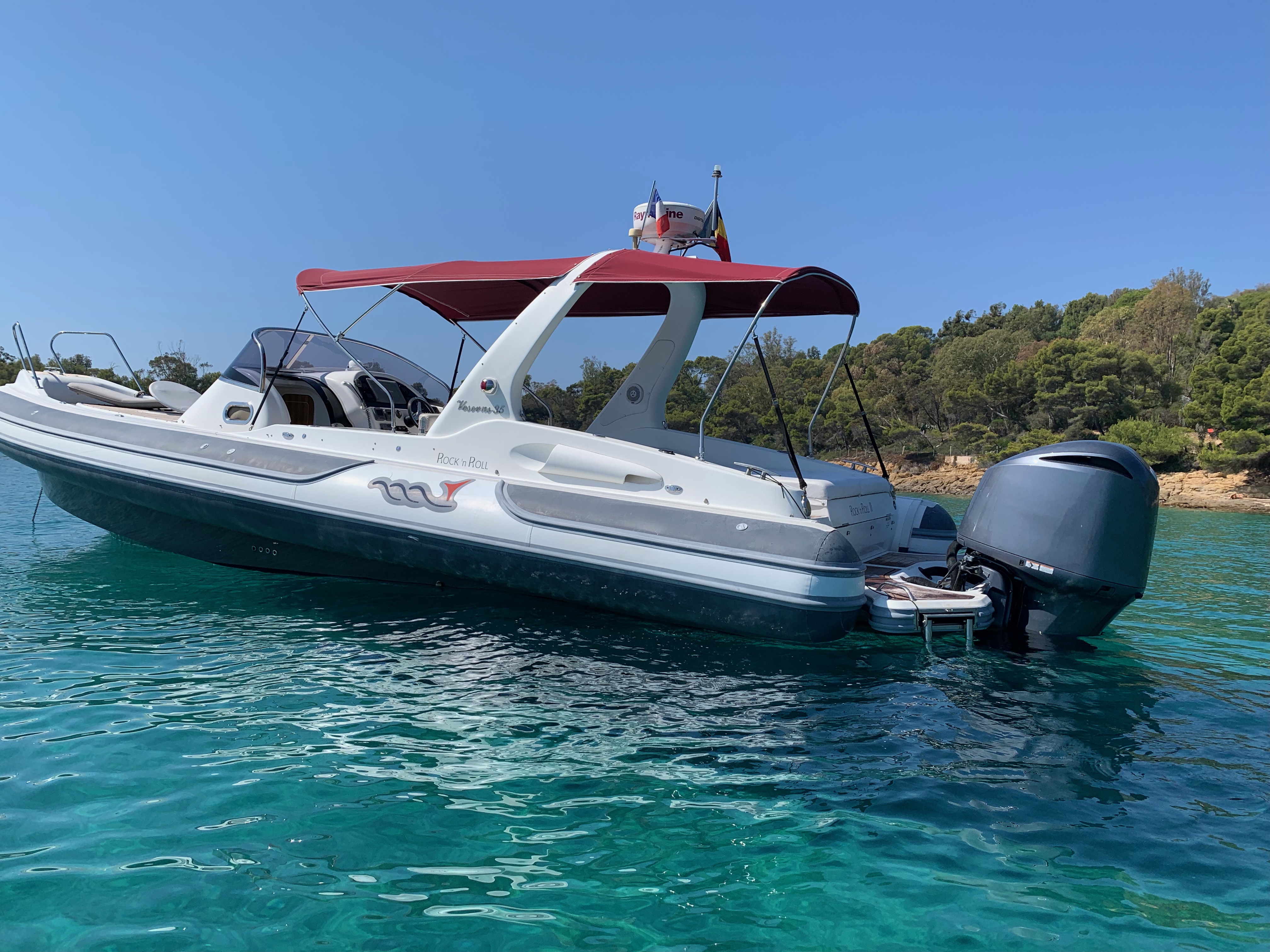 slider 16 MV Marine Vesevus 35